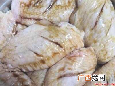怎么腌鸡翅的具体操作步骤 怎么腌鸡翅