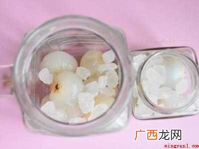 怎么泡荔枝酒的具体操作步骤 怎么泡荔枝酒