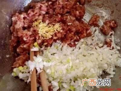 茴香肉馅怎么调好吃的具体操作步骤 茴香肉馅怎么调好吃