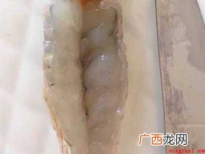 虾如何开背去虾线的具体操作步骤 虾如何开背去虾线