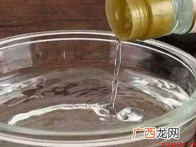 真丝衣服发白怎么处理的具体操作步骤 真丝衣服发白怎么处理