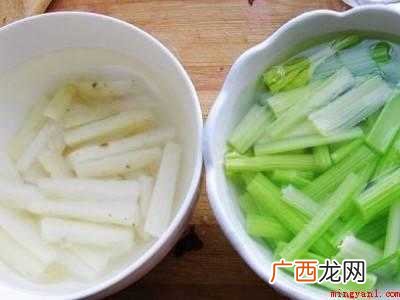 药芹怎么炒才好吃呢的具体操作步骤 药芹怎么炒才好吃呢