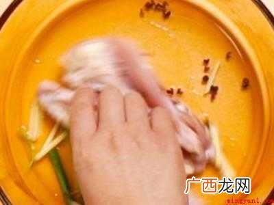 蒸鸭肉怎么蒸好吃的具体操作步骤 蒸鸭肉怎么蒸好吃