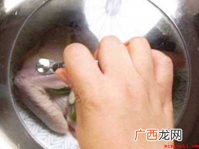 蒸鸭肉怎么蒸好吃的具体操作步骤 蒸鸭肉怎么蒸好吃