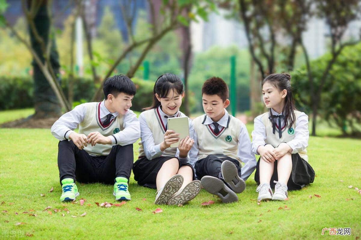 为什么不建议初中毕业就出来工作 初中学历能做什么工作