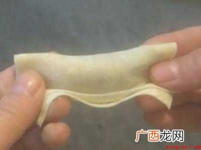 方皮怎么包饺子的具体操作步骤 方皮怎么包饺子