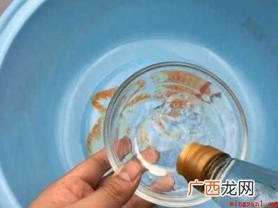 亚麻衣服掉色怎么恢复的具体操作步骤 亚麻衣服掉色怎么恢复