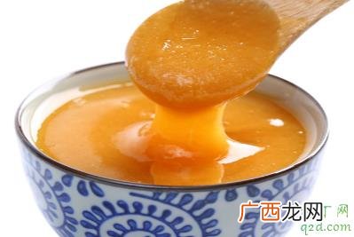 蜂蜜去眼部皱纹效果好吗 蜂蜜去皱纹有几种方法