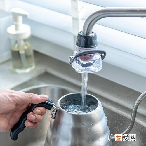 3种常见浇花水如何选择合适 浇花用什么水浇比较好