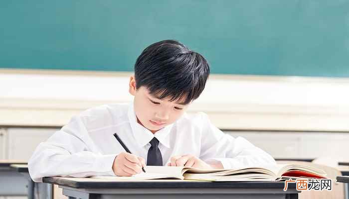 齐姓男孩大气有涵养的名字 男孩新颖有涵养名字推荐