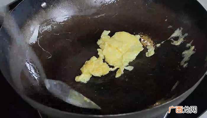 鸡蛋怎么做最好吃这样做就对了 培根炒鸡蛋怎么做