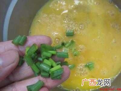 干货小银鱼怎么做好吃的具体操作步骤 干货小银鱼怎么做好吃