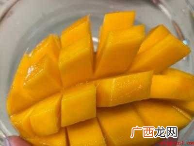 芒果吃不完可以用来做什么的具体操作步骤 芒果吃不完可以用来做什么