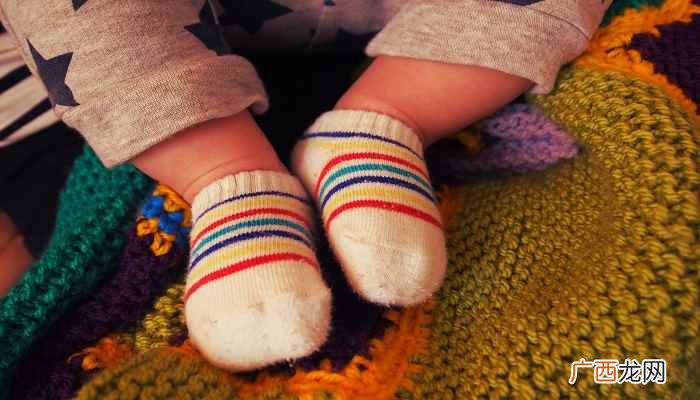 睡觉的时候不可以穿袜子 睡觉可以穿袜子吗