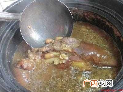 猪蹄花生怎么做好吃的具体操作步骤 猪蹄花生怎么做好吃