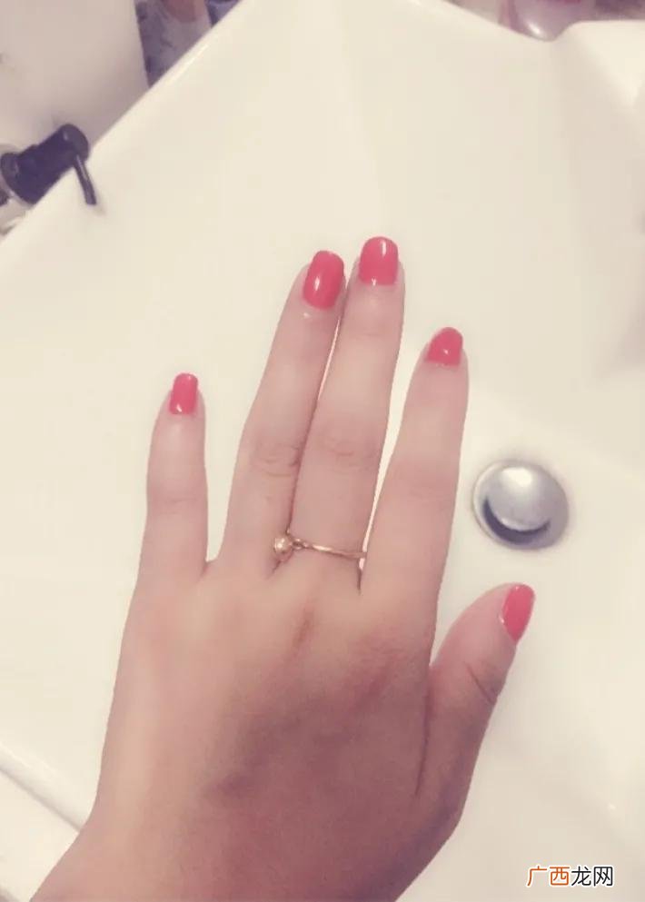 晚年一定会很惨吗 小拇指短的女人有什么说法
