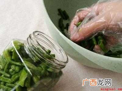 怎么腌酸豆角的具体操作步骤 怎么腌酸豆角