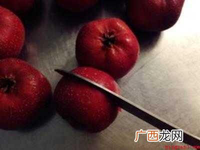 冰糖葫芦的材料的具体操作步骤 冰糖葫芦的材料