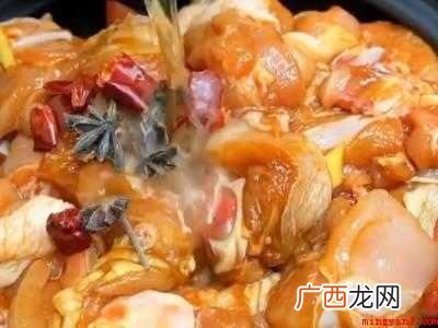 炖鸡肉怎样才能软烂松软