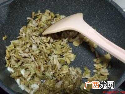 芋苗怎么炒好吃的具体操作步骤 芋苗怎么炒好吃