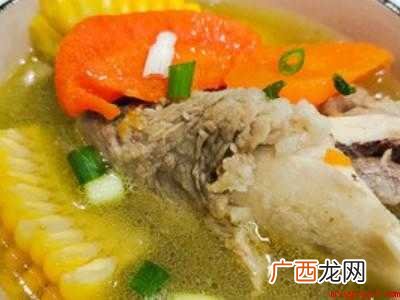 大骨汤放什么材料的具体操作步骤 大骨汤放什么材料