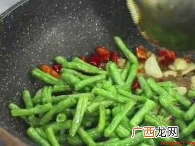 橄榄菜的家常做法的具体操作步骤 橄榄菜的家常做法