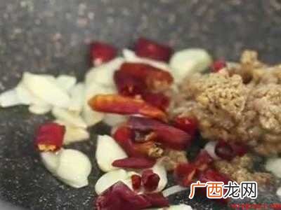 橄榄菜的家常做法的具体操作步骤 橄榄菜的家常做法