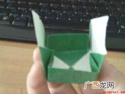 小盒子怎么叠的具体操作步骤 小盒子怎么叠