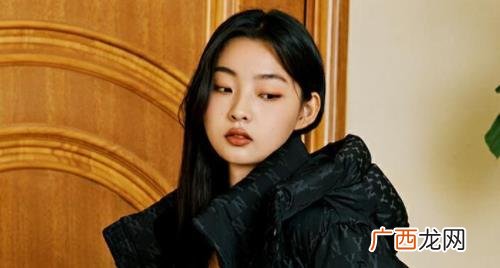 一件白鹅绒的羽绒服什么价位几百到几千不等