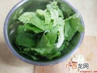 小白菜怎么炒好吃的具体操作步骤 小白菜怎么炒好吃
