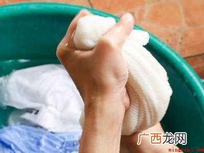 紫色葡萄汁怎么洗掉的具体操作步骤 紫色葡萄汁怎么洗掉