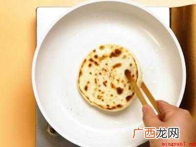 油酥饼的做法家常做法的具体操作步骤 油酥饼的做法家常做法