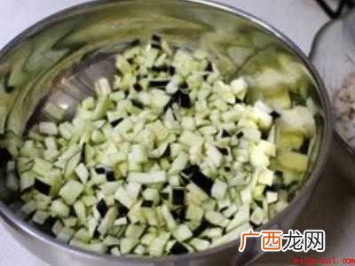 茄丁面卤怎么做的具体操作步骤 茄丁面卤怎么做