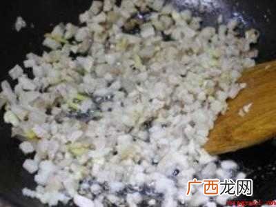 茄丁面卤怎么做的具体操作步骤 茄丁面卤怎么做