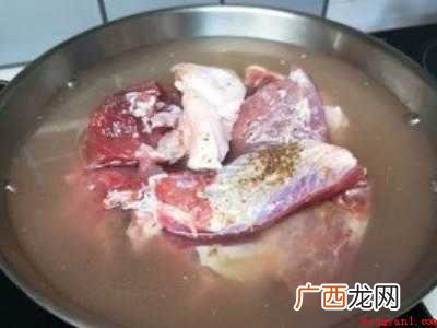 没冰箱怎么让猪肉不臭的具体操作步骤 没冰箱怎么让猪肉不臭