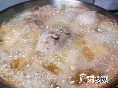 没冰箱怎么让猪肉不臭的具体操作步骤 没冰箱怎么让猪肉不臭