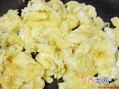 西红柿水饺如何调馅子的具体操作步骤 西红柿水饺如何调馅子