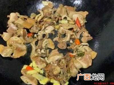 小河蚌怎么做好吃的具体操作步骤 小河蚌怎么做好吃