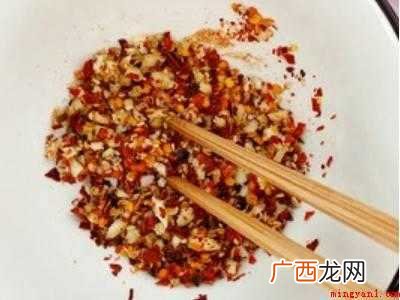 扒糕的蘸料怎么调好吃的具体操作步骤 扒糕的蘸料怎么调好吃