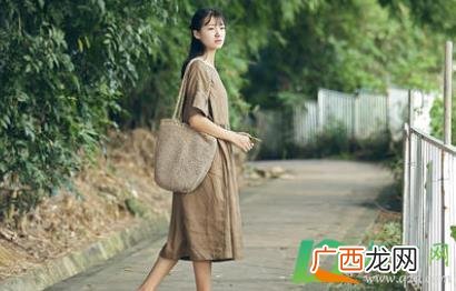 棉麻衣服皱了怎么快速弄平 棉麻衣服怎么洗不皱