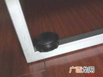 蟑螂屋的正确使用方法的具体操作步骤 蟑螂屋的正确使用方法