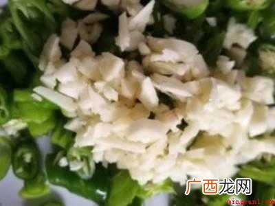 蚕豆瓣怎么做好吃的具体操作步骤 蚕豆瓣怎么做好吃