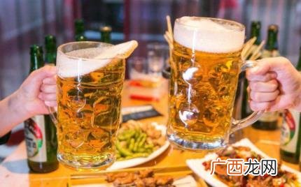 啤酒开罐一夜后第二天还能不能喝 开罐的啤酒放了一夜还能喝吗