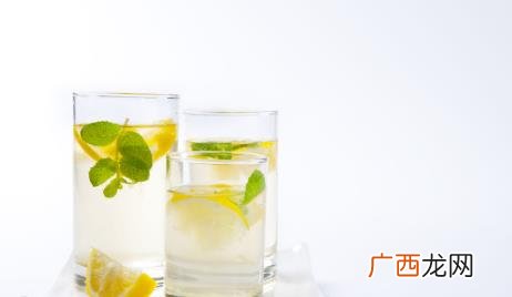 柠檬水泡久了还能喝吗 柠檬用多少温度的水泡最佳