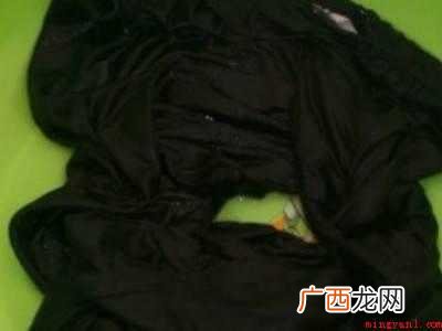白色衣服染上墨水怎么才能洗掉