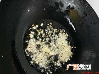 盐蛋怎么做菜好吃的具体操作步骤 盐蛋怎么做菜好吃