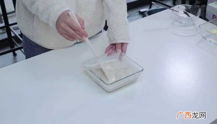 豆腐慕斯蛋糕做法怎么做好吃 豆腐慕斯蛋糕做法的做法