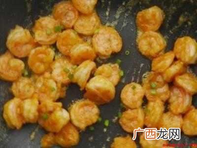 袋装的咸蛋黄怎么处理的具体操作步骤 袋装的咸蛋黄怎么处理