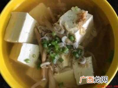 黄花菜怎么做好吃汤的具体操作步骤 黄花菜怎么做好吃汤