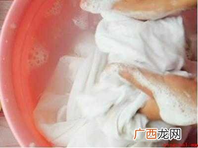 84把衣服洗成红色怎么恢复